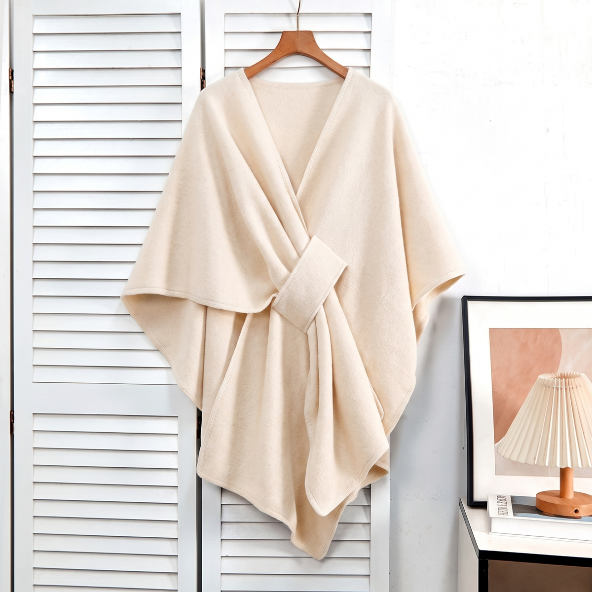 Ponchosjalet i krem